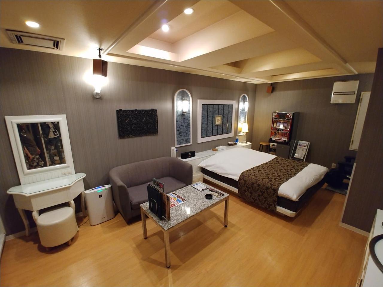 Hotel Allure (Adults Only) Nagoya Exteriör bild