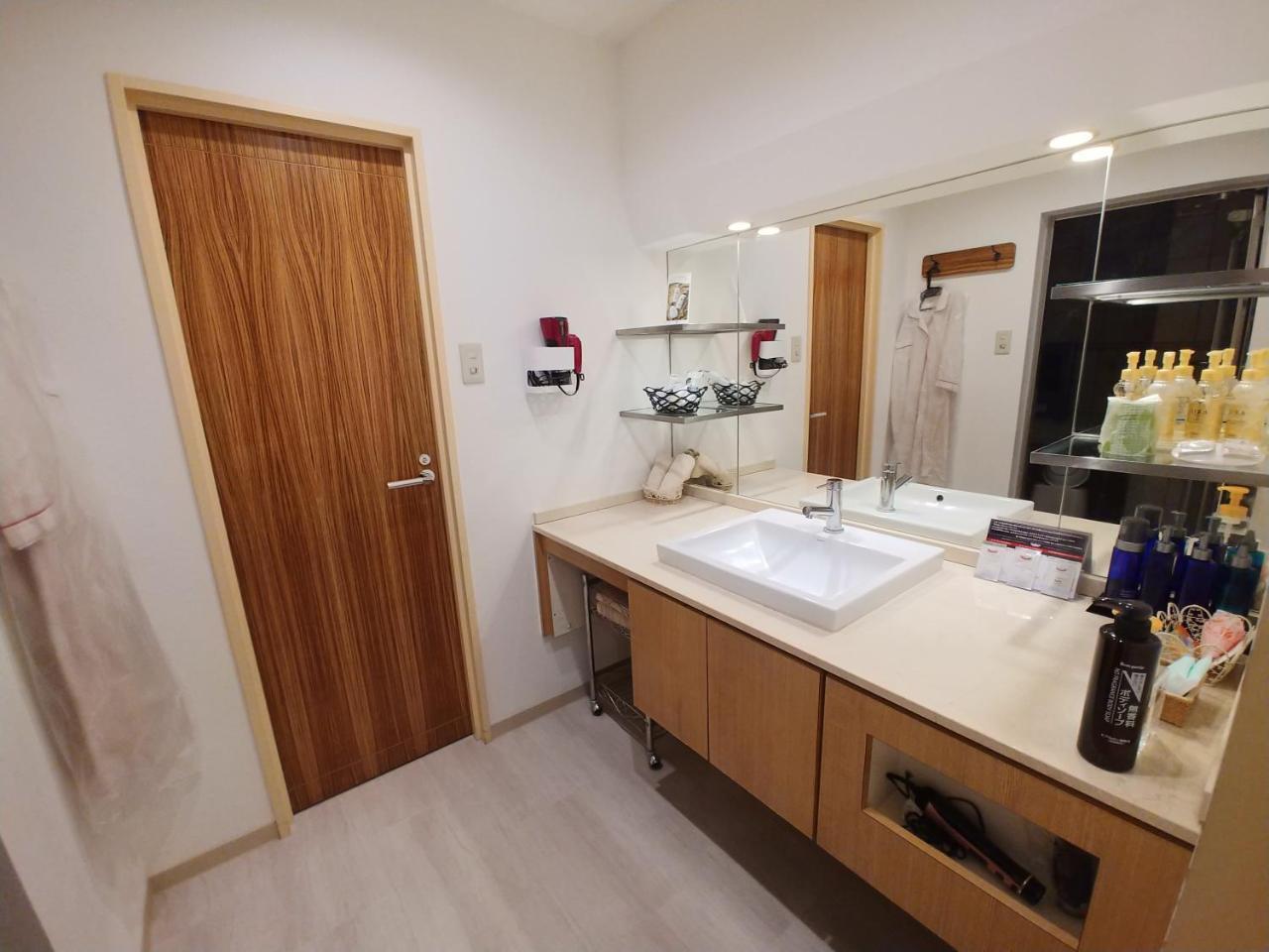 Hotel Allure (Adults Only) Nagoya Exteriör bild